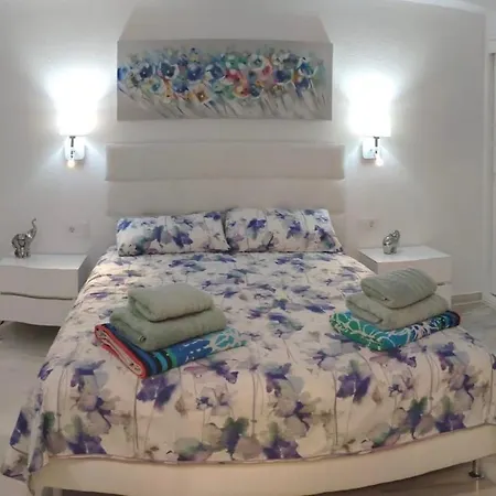 Duke Beach Apartment 2 Bedrooms 아파트 아데제