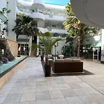 Duke Beach Apartment 2 Bedrooms 阿德耶