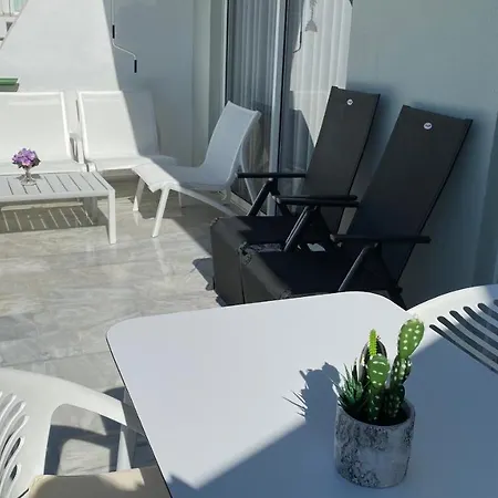 Apartamento Duke Beach Apartment 2 Bedrooms *